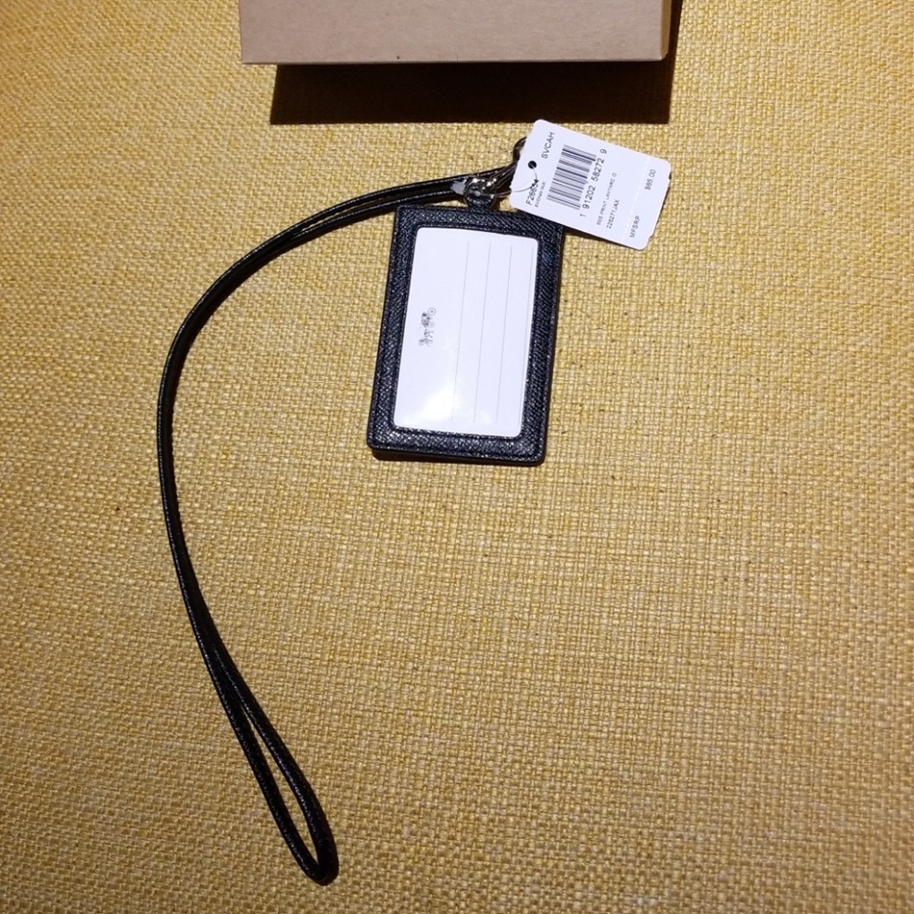 COACH ID LANYARD Bee Print -NWT - Picture 2 of 6
